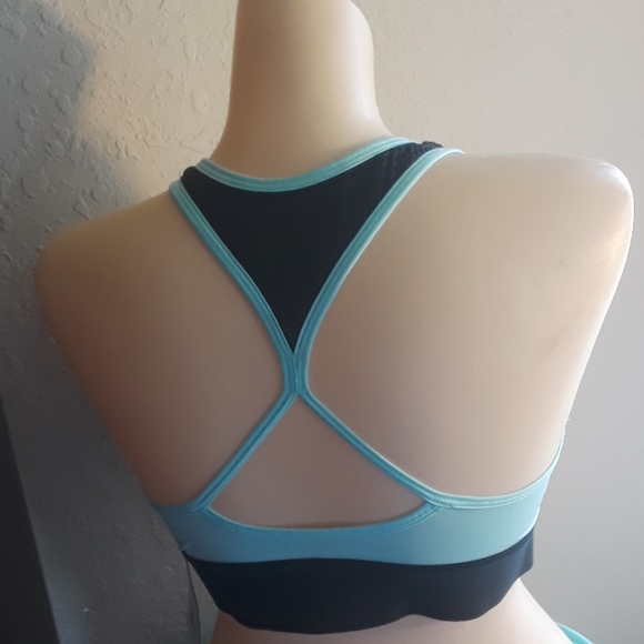 New Balance sports bra - Picture 2 of 6